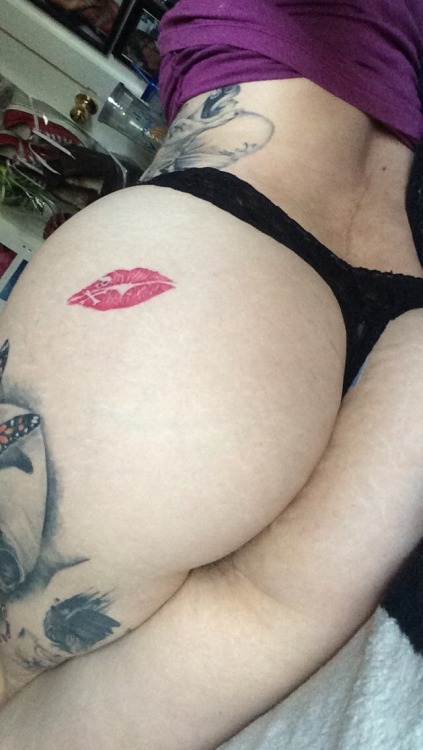 sinsexy26:  If you hating kiss my mothering fuking ass mmmmkkk ok thanks xo 💋😜