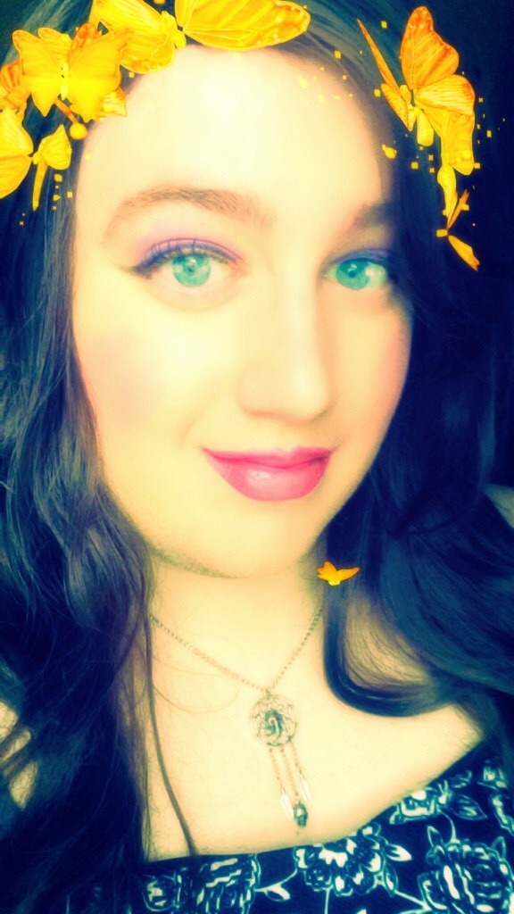 ashleyaurora:  Playing around with some snapchat filters! What do you think?😁💋💜