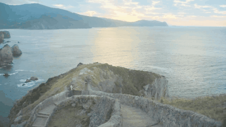 aestheticsisters:Jonerys scenography ➤ Water.I hope I deserve it. You do.