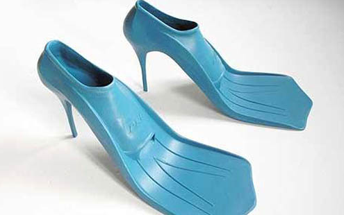 birbd:  hotwing:  imagine the SOUND of someone walking down the street wearing those  clikFWP clikFWP clikFWP 