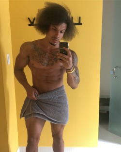 blackmenrule:  Big Hair, Big Muscles, Big EverythingBet you want him to drop that towel…More Sexy Black Men - https://blackmenrule.tumblr.com/