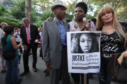 thepeoplesrecord:  Activists to protest NYPD’s handling of murder of Islan NettlesJanuary 29, 2014 On Thursday, Jan. 30 at 4 p.m., a coalition of representatives from New York City human rights organizations will protest the NYPD’s negligence in the