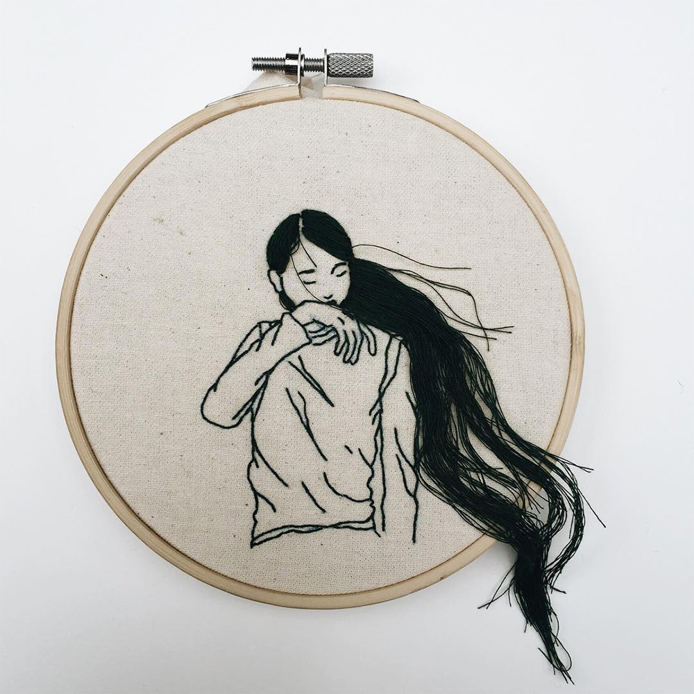 culturenlifestyle:  Surreal Hand Sewed Hoop Design Effortlessly Cascades Off Hoop