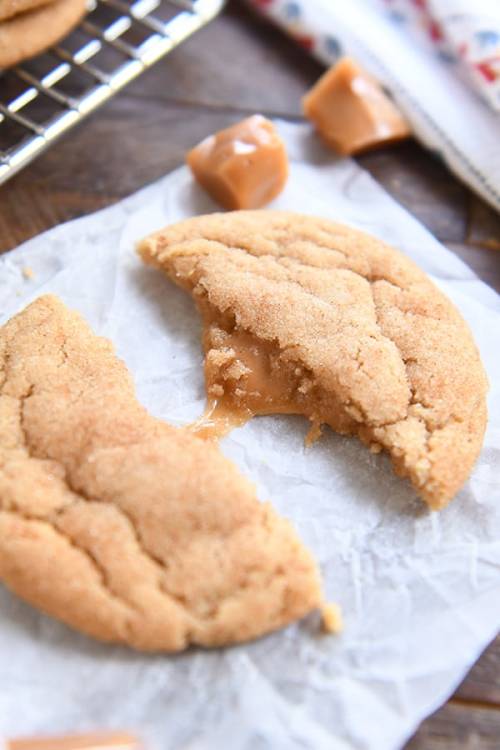 foodffs: BROWN BUTTER CARAMEL SNICKERDOODLESFollow for recipesIs this how you roll?
