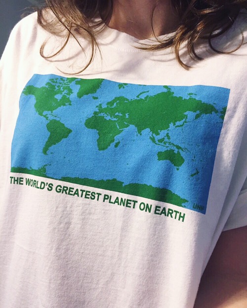 isntnothing: I’m in love with this stupid shirt