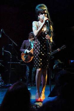 winehousedevotee:  NYC’s Bowery Ballroom