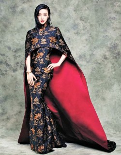 whatever6530:  vileblood-scum:   literallyadramaqueen:  FAN BINGBING mesmerizes for VOGUE (China) September 2015  @phantom–thieves   Stunning