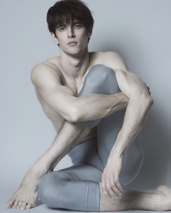 pas-de-duhhh:Xander Parish dancer with Mariinsky