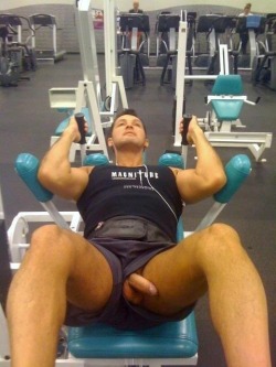 menandsports:  erotic gay pics  http://www.menandsport.com