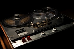 thewoodenframe:  Sony Tapecorder Reel-to-Reel