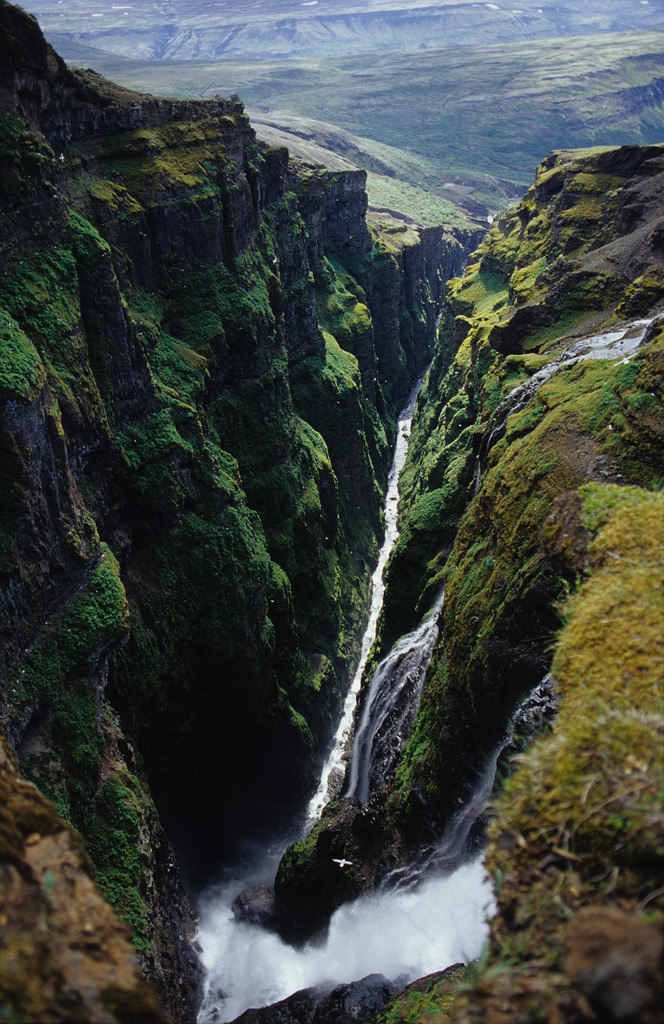 brutalgeneration:  Glymur (by glymur) 