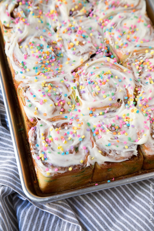 sweetoothgirl:   FUNFETTI CINNAMON ROLLS   