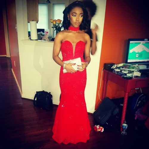Ashli Going To Prom
