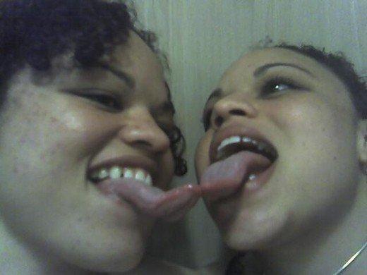 blacksupersizedasses:  Fat n’ Long ass Tongues!