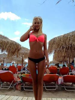 yanageorge:  Summer :)   Very hot, but are you as hot in bed as you look? 