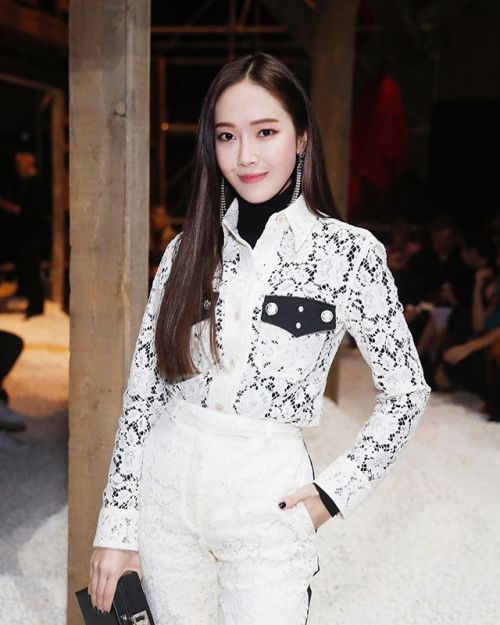 jessifanylove: 180213 Calvin Klein show NY Fall 2018 jiephot 
