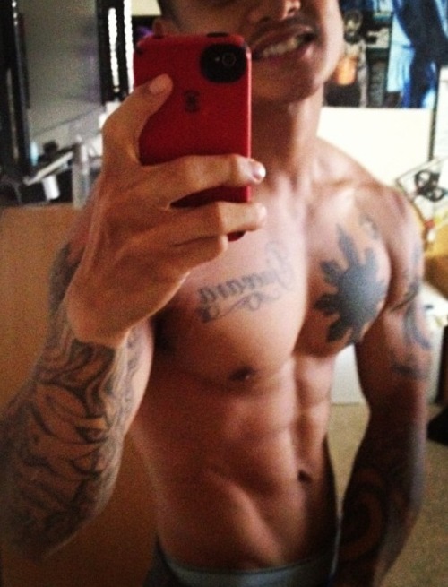 asianmusclefetish:  Original post: asianmusclefetish.tumblr.com