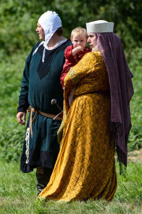 Our glorious Duke and Duchess with their youngest at Kenilworth Seige 2013.