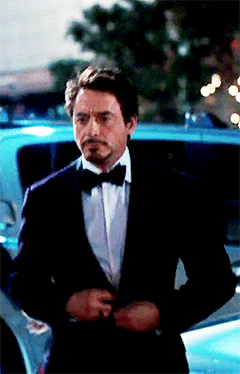 tonystarkz:  Tony Stark + looking really attractive (part 6)