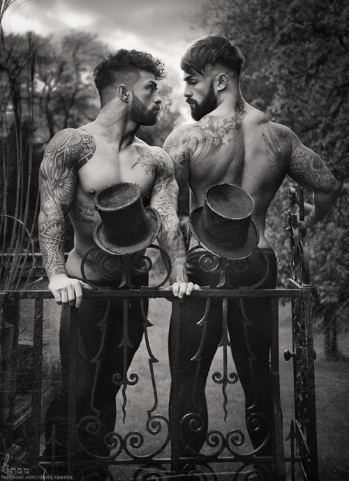 Sex mansexfashion:  Photographer: David KawenaModel: pictures