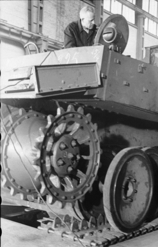 thebeautyandthehorror:  PzKpfw VI Tiger I heavy tanks being built in a factory in