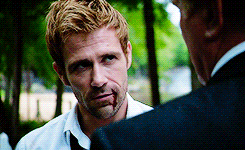johnconstantinedaily:  John Constantine in 1x02 