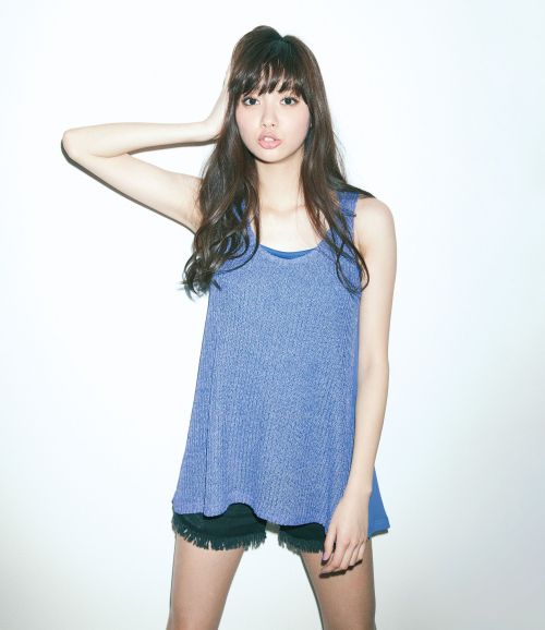 (via CECIL McBEE(セシルマクビー) 【新川優愛コラボ】ニット＆シフォンタンク×キャミ | FLAG SHOP)