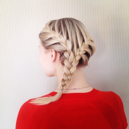 An easy #Sunday look! #hair #hairstyle #blond #blonde #braid #plait #frenchbraid #frenchie #asymmetr