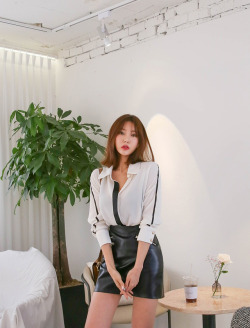 korean-dreams-girls:    Ji Na - February 09, 2018 1st Set   