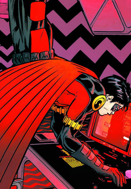 batmaneveryway:Grayson #12 “I can’t believe we gave her the code name “Red”.