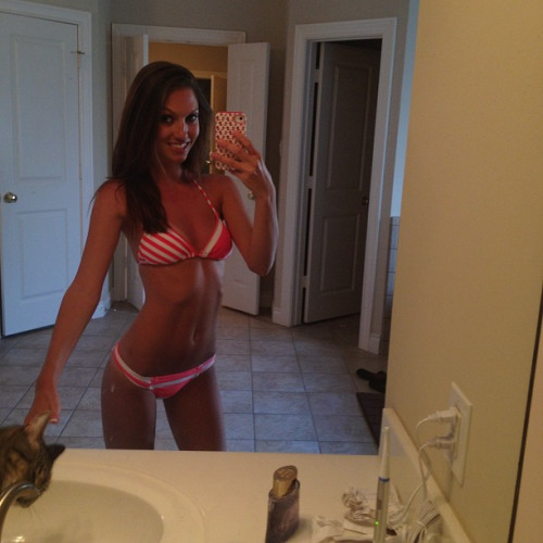 Tight Bikini BodyFoonie
