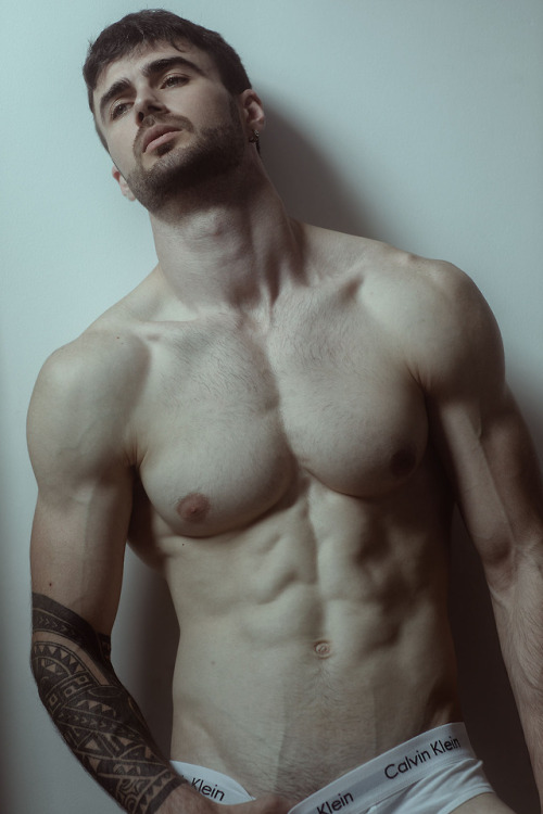 siroyagihkd: Rostislav Skulbeda by Ángel Ruiz