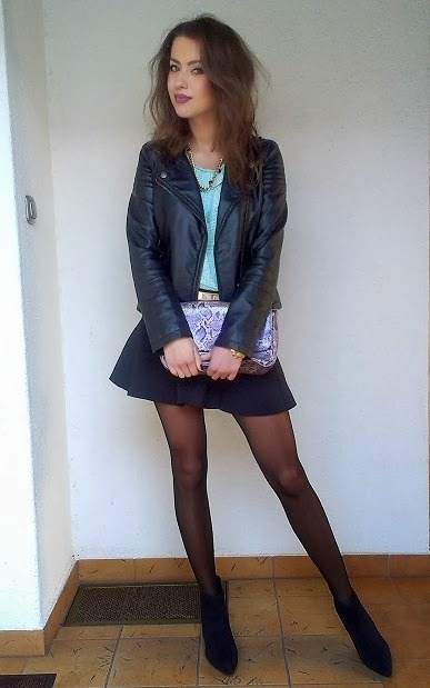 Addicted to Pantyhose