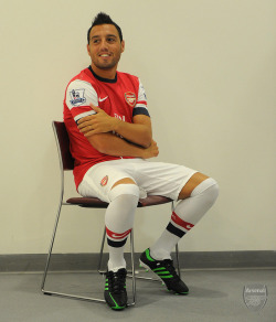 footiekitlover:  soooooooooxxxxx:  Santi