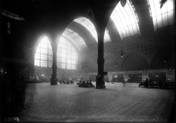 Archimaps:  Inside The Waiting Room Of The Former Gare D’orsay, Paris 