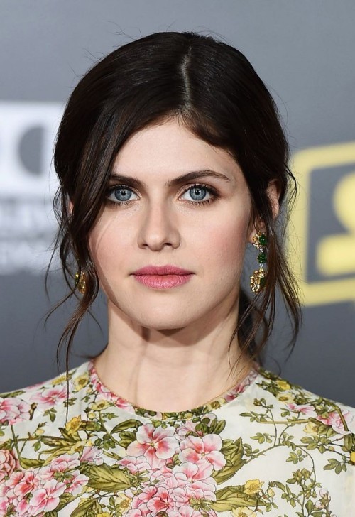 mimmy113:🎉 Happy birthday, Alexandra Daddario! 🎉