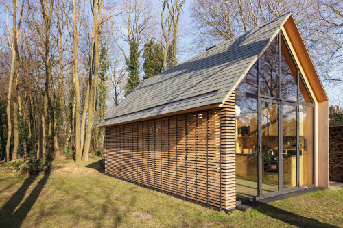 nonconcept:Recreation House, located near Utrecht, The Netherlands by Zecc Architects. (Photography: Stijn Poelstra)