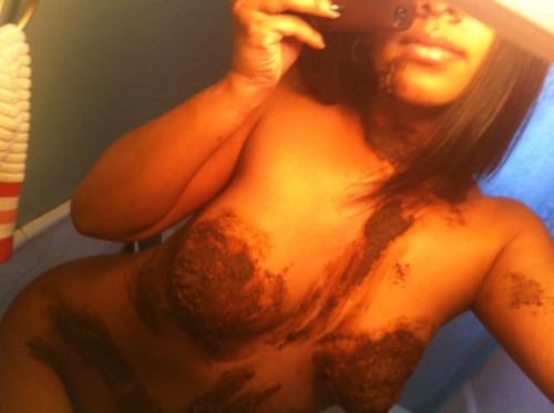 makeminebrown:scatlover2000:My InspirationMmmmmmmmmmm, she’s filthily delicious ❤️ (she reminds me o