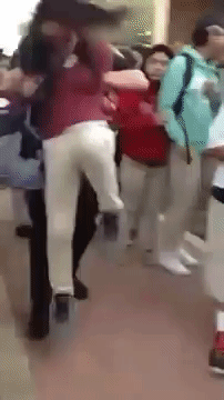 bellaxiao:    Texas Cop Body Slams Middle School Girl   A school police officer was