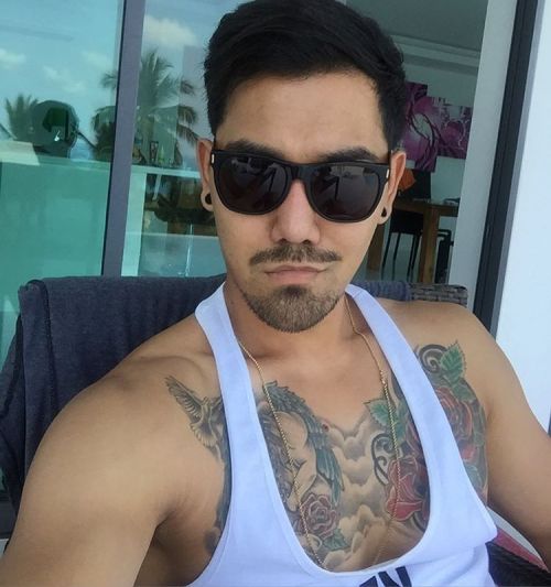 tonynorraphon:  Too hot 🌚 (hier: เฉวง เกาะสมุย : )) 