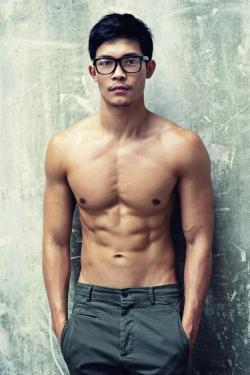 Queerkhmer:  Ron Teh - Mr. Singapore 2012 