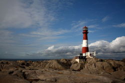 worldoflighthouses:  Eigerøy Lighthouse, Eigerøya, Rogaland, Norway — Photographer: Falk Lademann. License:  Creative Commons Attribution 2.0 Generic  