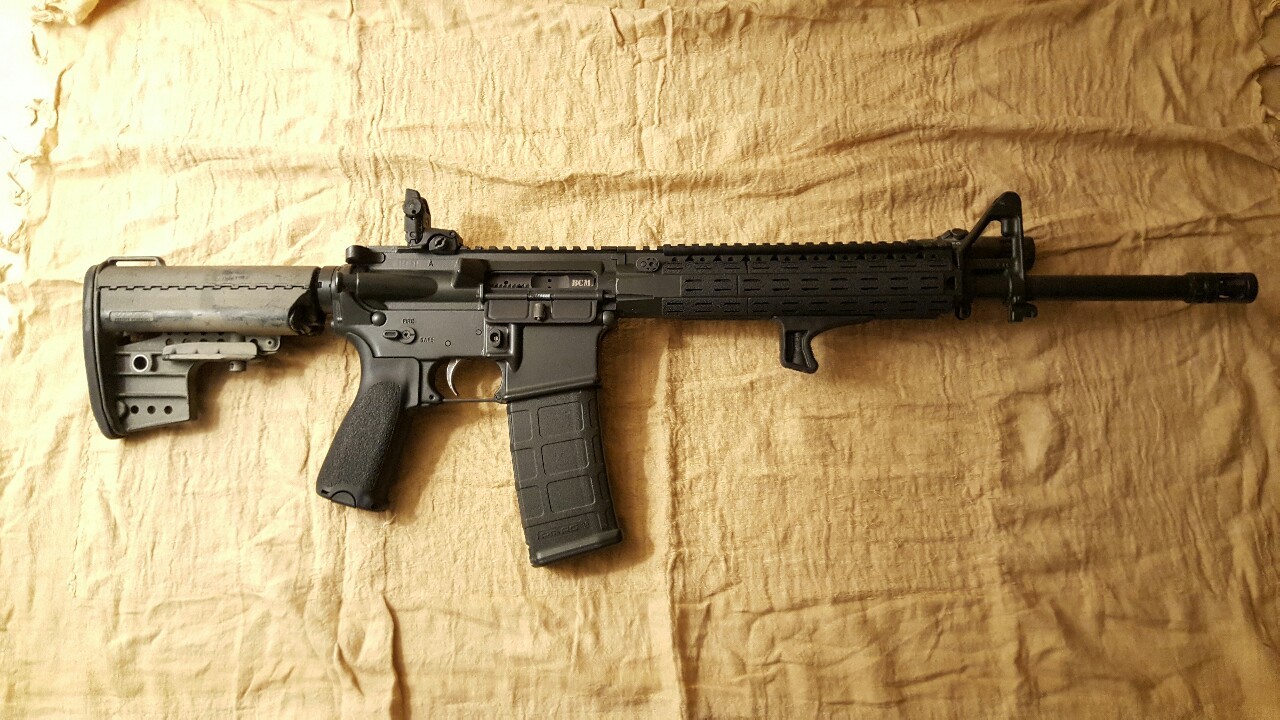 A blog dedicated to firearms and debating gun control