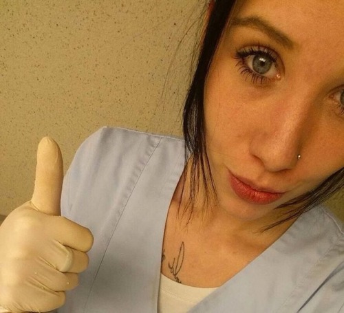 https://gloveslover.tumblr.com/post/157947156838