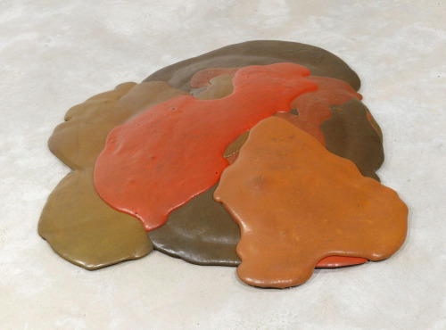 antiutopic:  Lynda Benglis 