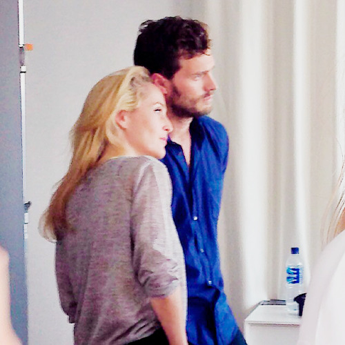 Gillian Anderson and Jamie Dornan | Telegraph Magazine Photoshoot. (October 2014)