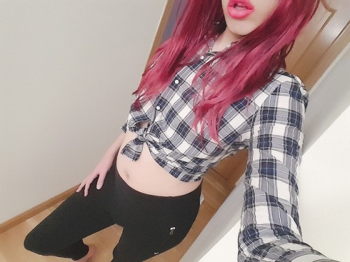 lauraoutfits:So somehow this blog have reached 6K followers, just WOW!!! Thanks every each of you! 😙 I think I have never really said this, but as many of you can expect/see, I identify myself as a woman, so yeah, Im trans!! Of course Im still closeted