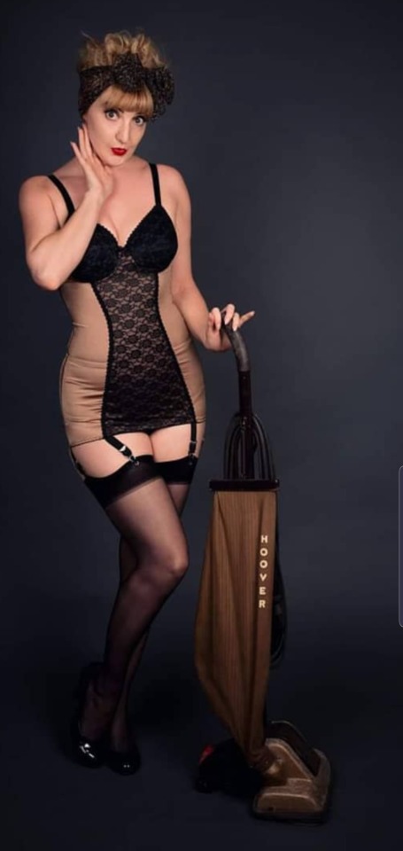 addictedtopinupncorsets:Could you just do a bit of vacuuming &hellip;.but stay