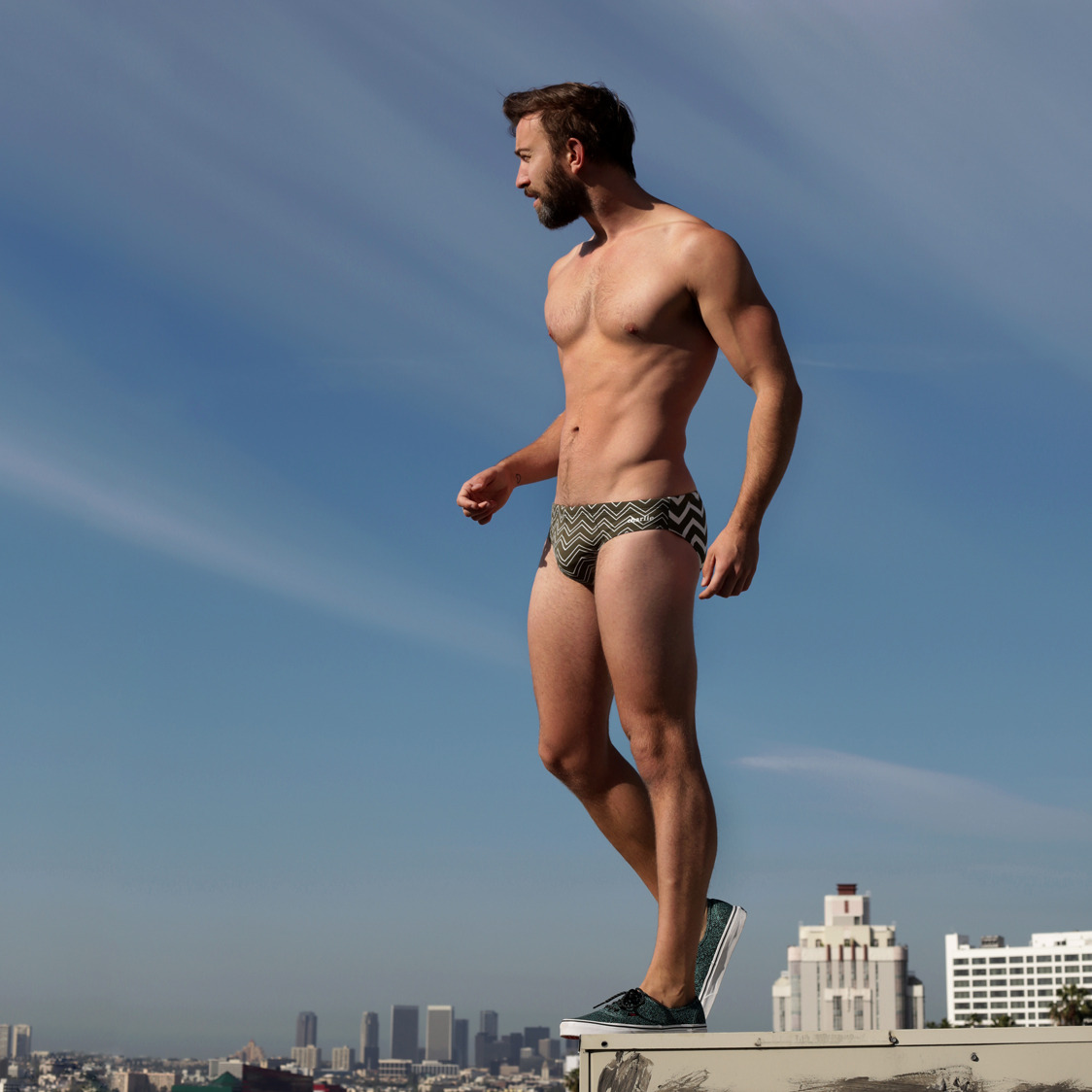 lukeaustinyeah:  me in #charliebymz #charliefan 