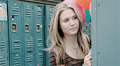 fakeittilumakeout:  this look was heartbreaking 